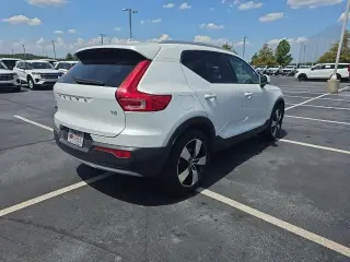 Volvo XC40 2021 T4 Momentum 4dr SUV