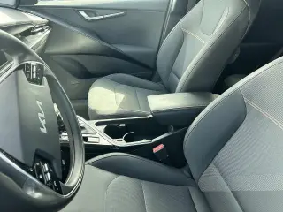 Kia Niro 2023 LX 4dr Crossover