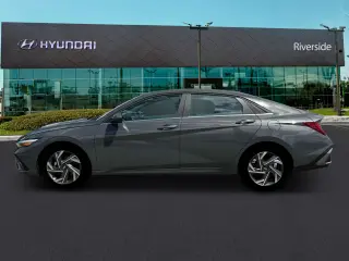 Hyundai ELANTRA 2025 SEL Confort 4p Sedan