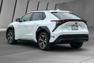 Toyota bZ4X 2023 XLE 4dr Crossover