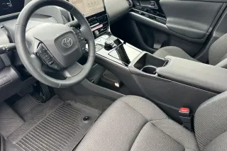 Toyota bZ4X 2023 XLE 4dr Crossover