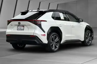 Toyota bZ4X 2023 Limited 4dr Crossover