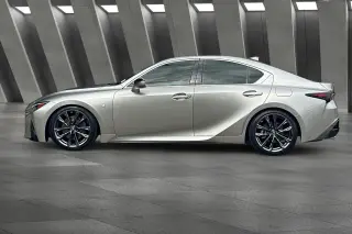 Lexus IS 350 2022 F SPORT 4dr Sedán
