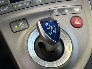 Toyota Prius 2014 Dos 4dr Hatchback