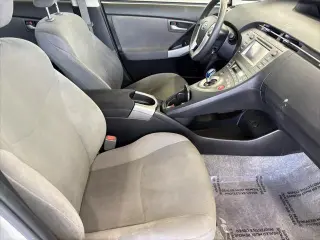 Toyota Prius 2014 Dos 4dr Hatchback