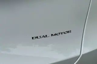 Tesla Model Y 2023 AWD Long Range 4dr Crossover