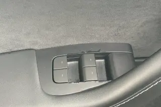 Tesla Model Y 2023 AWD Long Range 4dr Crossover