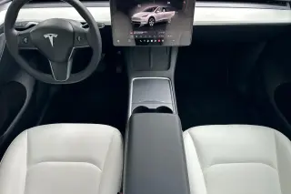 Tesla Model Y 2023 AWD Long Range 4dr Crossover