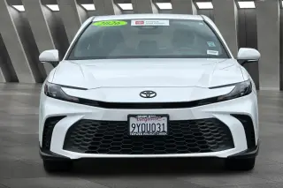 Toyota Camry 2026 SE 4dr Sed n