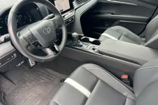 Toyota Camry 2026 SE 4dr Sed n