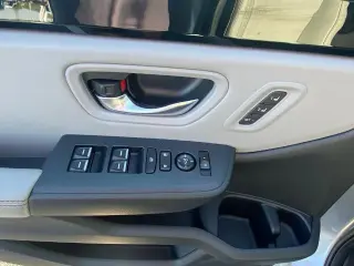 Honda Pilot 2023 AWD Touring 4p SUV