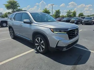 Honda Pilot 2023 AWD Touring 4p SUV