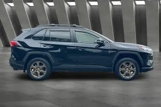 Toyota RAV4 Híbrido 2024 AWD Edición Woodland 4p SUV