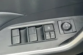 Toyota RAV4 Híbrido 2024 AWD Edición Woodland 4p SUV