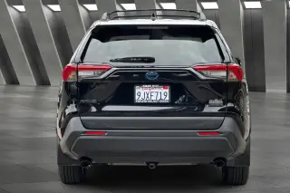 Toyota RAV4 Híbrido 2024 AWD Edición Woodland 4p SUV