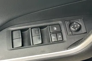 Toyota RAV4 2024 AWD TRD Off-Road SUV 4 puertas