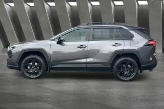 Toyota RAV4 2024 AWD TRD Off-Road SUV 4 puertas