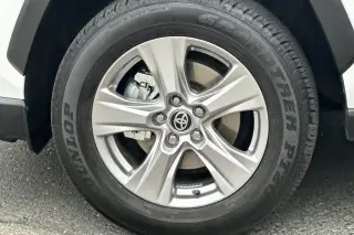 Toyota RAV4 2025 AWD XLE 4dr SUV