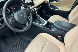 Toyota RAV4 2025 AWD XLE 4dr SUV