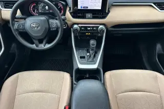 Toyota RAV4 2025 AWD XLE 4dr SUV
