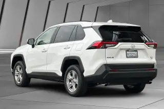 Toyota RAV4 2025 AWD XLE 4dr SUV