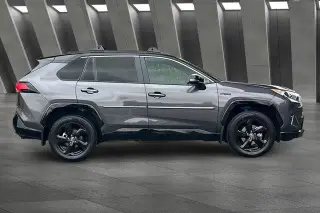 Toyota RAV4 Híbrido 2021 AWD XSE 4dr SUV