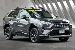 Toyota RAV4 Híbrido 2021 AWD XSE 4dr SUV