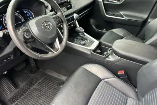 Toyota RAV4 Híbrido 2021 AWD XSE 4dr SUV
