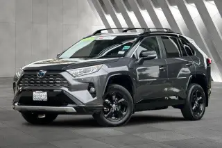 Toyota RAV4 Híbrido 2021 AWD XSE 4dr SUV