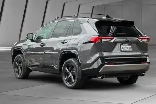 Toyota RAV4 Híbrido 2021 AWD XSE 4dr SUV