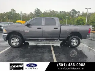 Ram 2500 2016 4x4 Tradesman Cabina y Plataforma 6dr Crew Cab 6,3 ft. SB Pickup