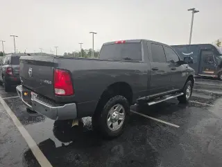 Ram 2500 2016 4x4 Tradesman Cabina y Plataforma 6dr Crew Cab 6,3 ft. SB Pickup