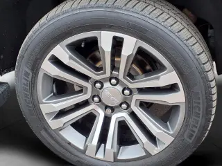 GMC Yukon XL 2020 4x4 Denali 4p SUV