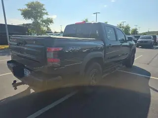 Nissan Frontier 2025 4x4 PRO-4X 4dr Crew Cab 5 ft. SB