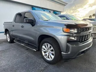 Chevrolet Silverado 1500 2021 4x2 Custom 4dr Cabina de tripulación 5.8 ft. CB