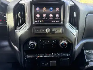 Chevrolet Silverado 1500 2021 4x2 Custom 4dr Cabina de tripulación 5.8 ft. CB