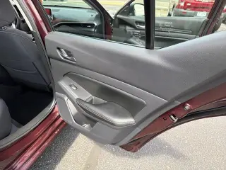 Nissan Altima 2025 2.5 SV 4dr Sedán