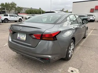 Nissan Altima 2023 2.5 S 4dr Sedán