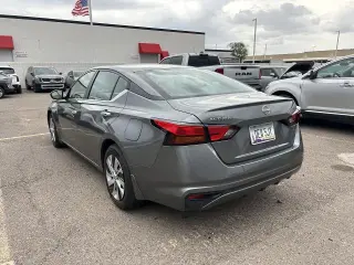 Nissan Altima 2023 2.5 S 4dr Sedán