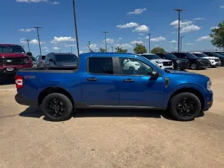 Ford Maverick 2023 AWD XLT 4dr SuperCrew 4.5 ft. SB