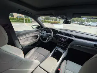 Audi e-tron 2023 AWD quattro Chronos 4p SUV