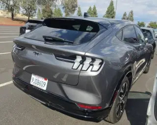 Ford Mustang Mach-E 2023 Premium 4dr SUV
