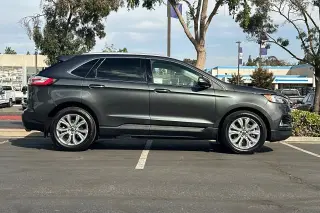Ford Edge 2020 AWD Titanium 4dr Crossover