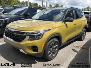 Kia Seltos 2024 S 4dr SUV
