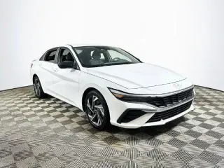 Hyundai ELANTRA 2025 SEL Sport 4dr Sedán