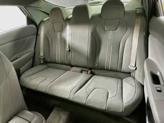 Hyundai ELANTRA 2025 SEL Sport 4dr Sedán