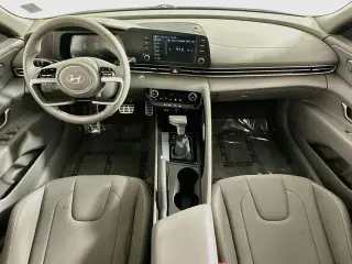 Hyundai ELANTRA 2025 SEL Sport 4dr Sedán