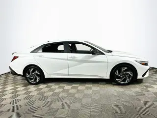 Hyundai ELANTRA 2025 SEL Sport 4dr Sedán
