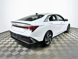 Hyundai ELANTRA 2025 SEL Sport 4dr Sedán