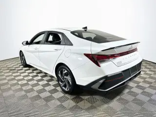 Hyundai ELANTRA 2025 SEL Sport 4dr Sedán